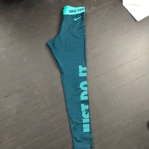 Nike Pro Leggings